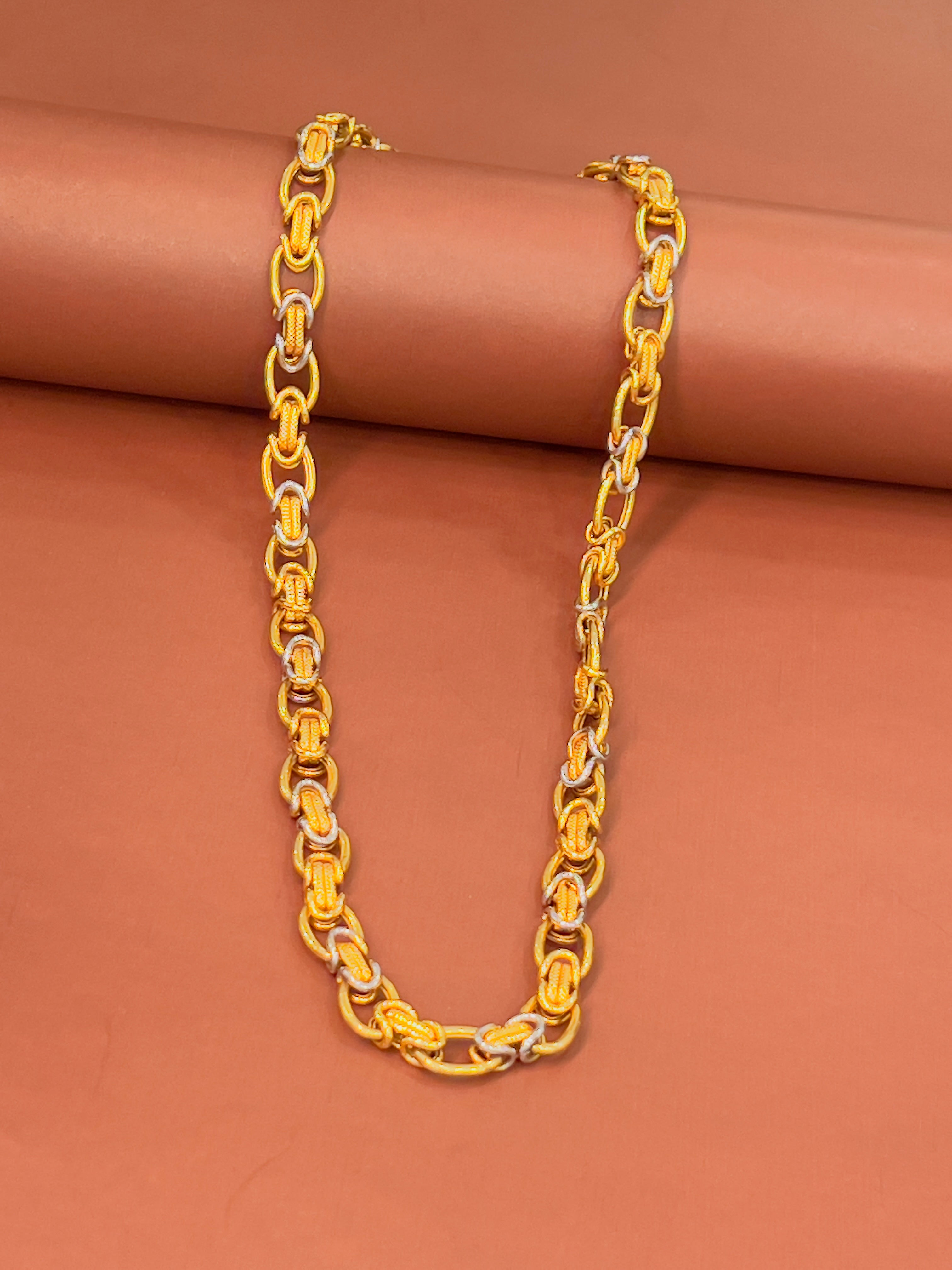 Golden Chain - GCH04