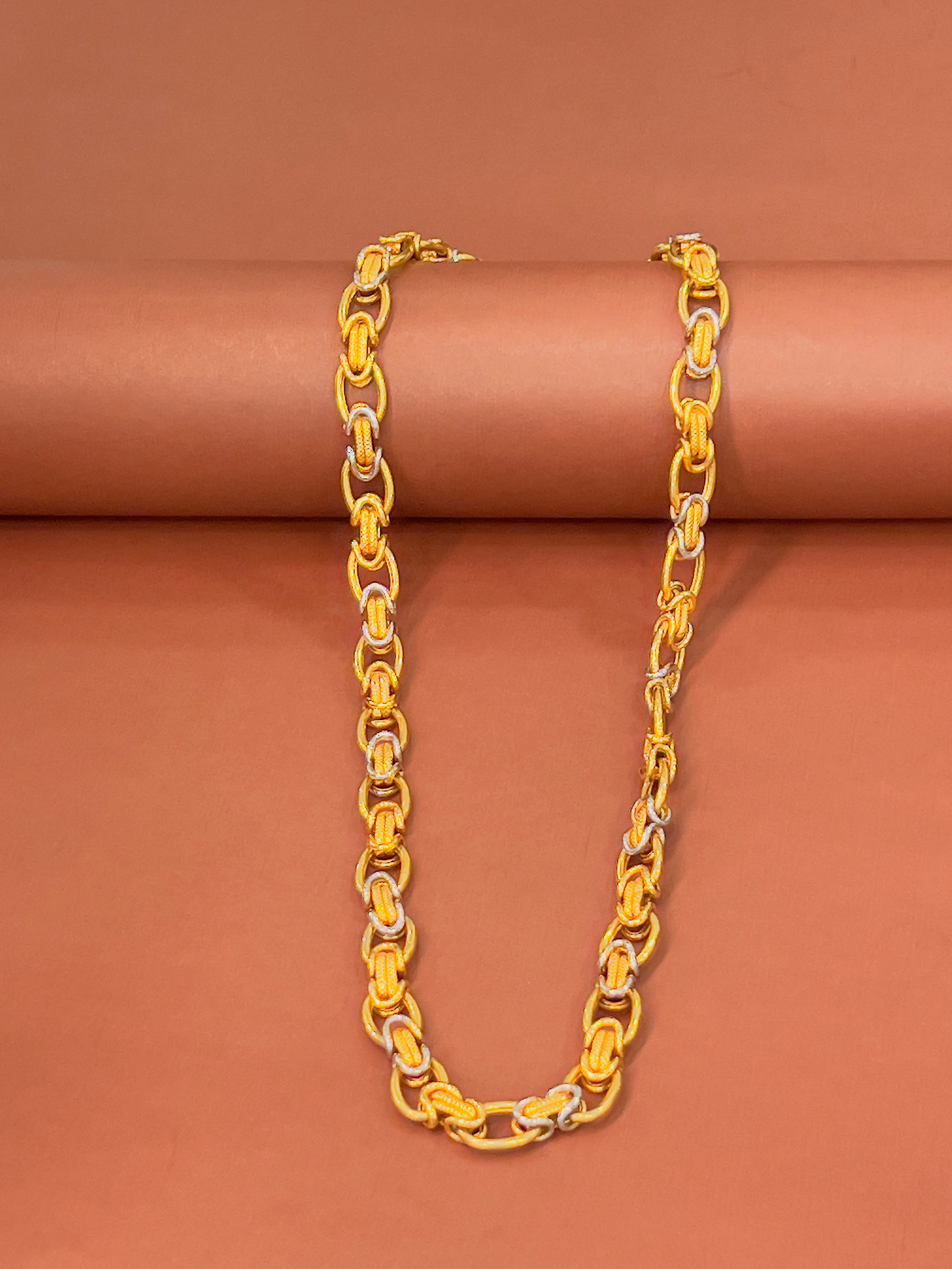 Golden Chain - GCH04