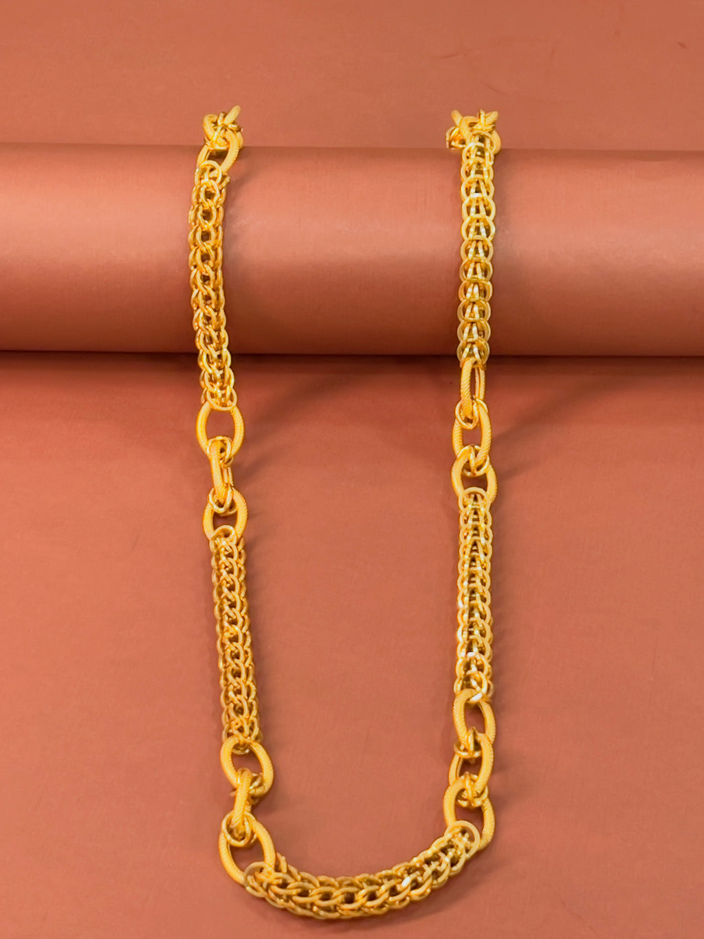 Golden Chain - GCH01